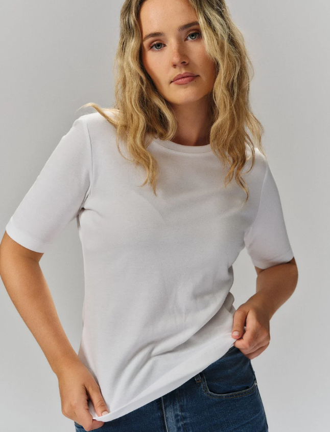 Karina t-skjorte