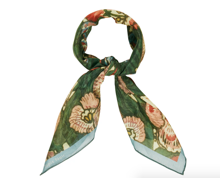 LIGHT GREEN BLOOM SCARF