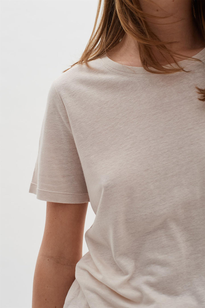 ELISABETH IW ALMA T-SHIRT, HAZE