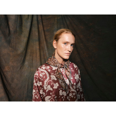 Light Dakota Scarf