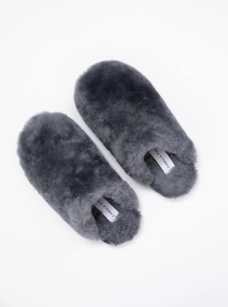 MAIKEN SHEARLING SLIPPERS - SKY GREY