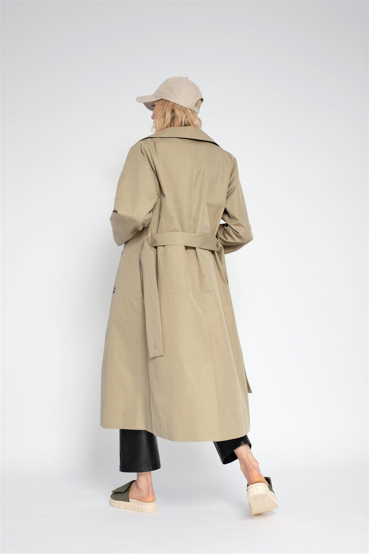 Barcelona trenchcoat