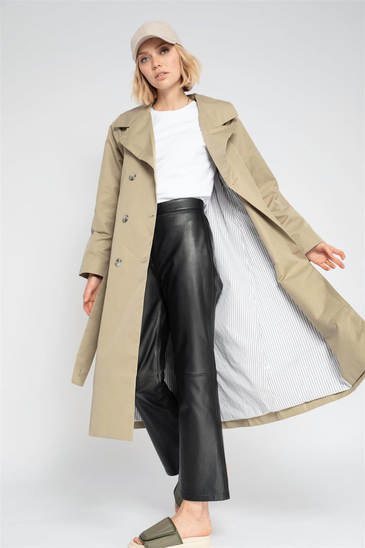 Barcelona trenchcoat