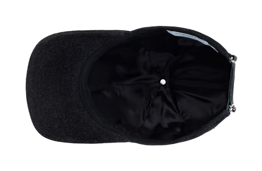 Jade Black Cashmere cap